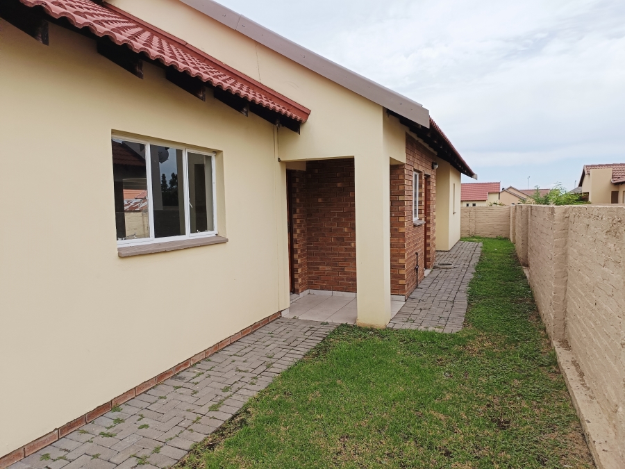 3 Bedroom Property for Sale in Waterkloof Hill Estate North West